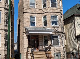 1426 W Balmoral Ave #1, Chicago, IL 60640
