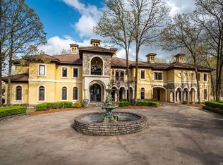 15 Spring Valley Ln, Little Rock, AR 72223