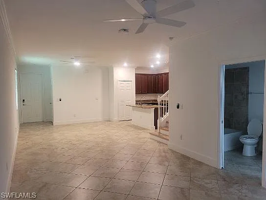 4 bed, 3.0 bath, 1984 sqft, $3,000 — Photo 2