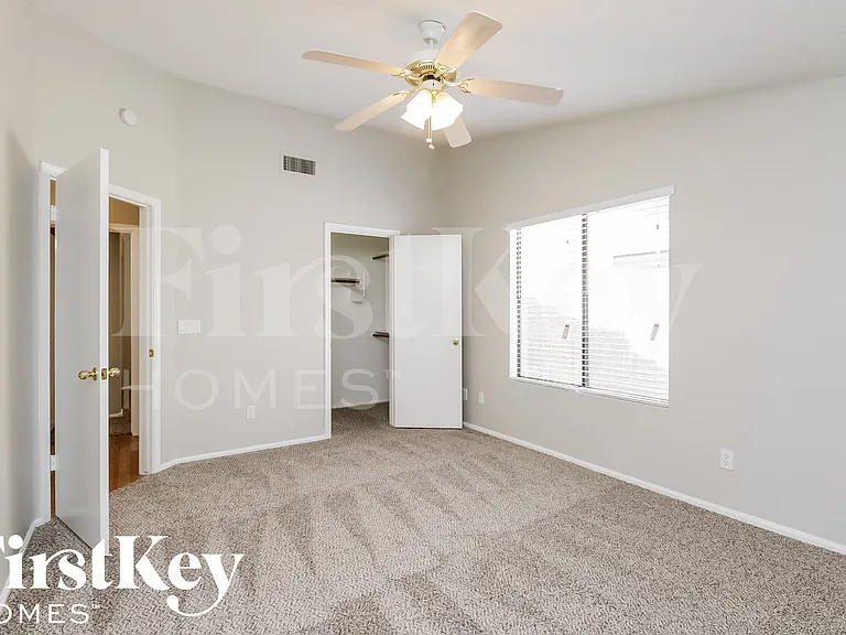 20442 N 38th Dr — Photo 8