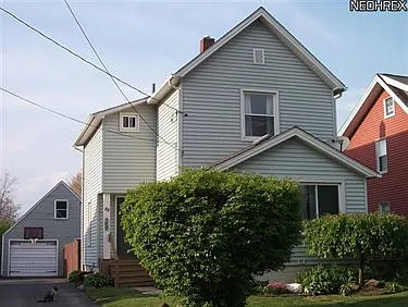 85 Harvey St photo 1