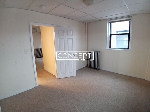 3rd image of 437 Cambridge St APT 33