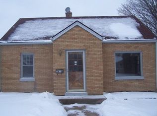 2818 75th St, Kenosha, WI 53143