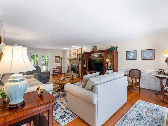 2nd image of 3104 Shadwell Ct