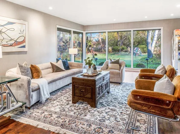 436 East Fairy Chasm ROAD, Bayside, WI 53217