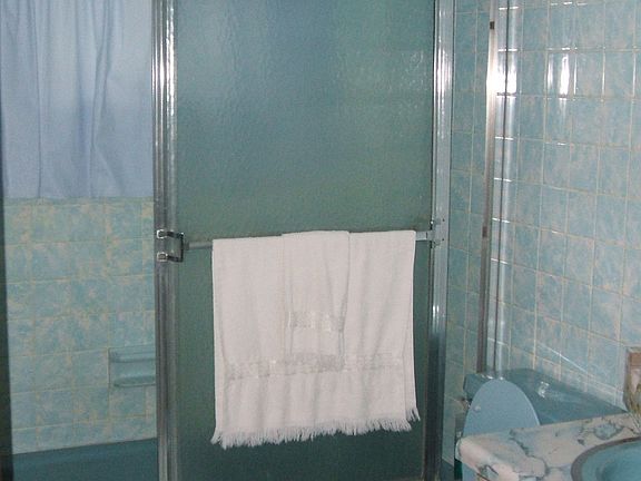 Full Bath