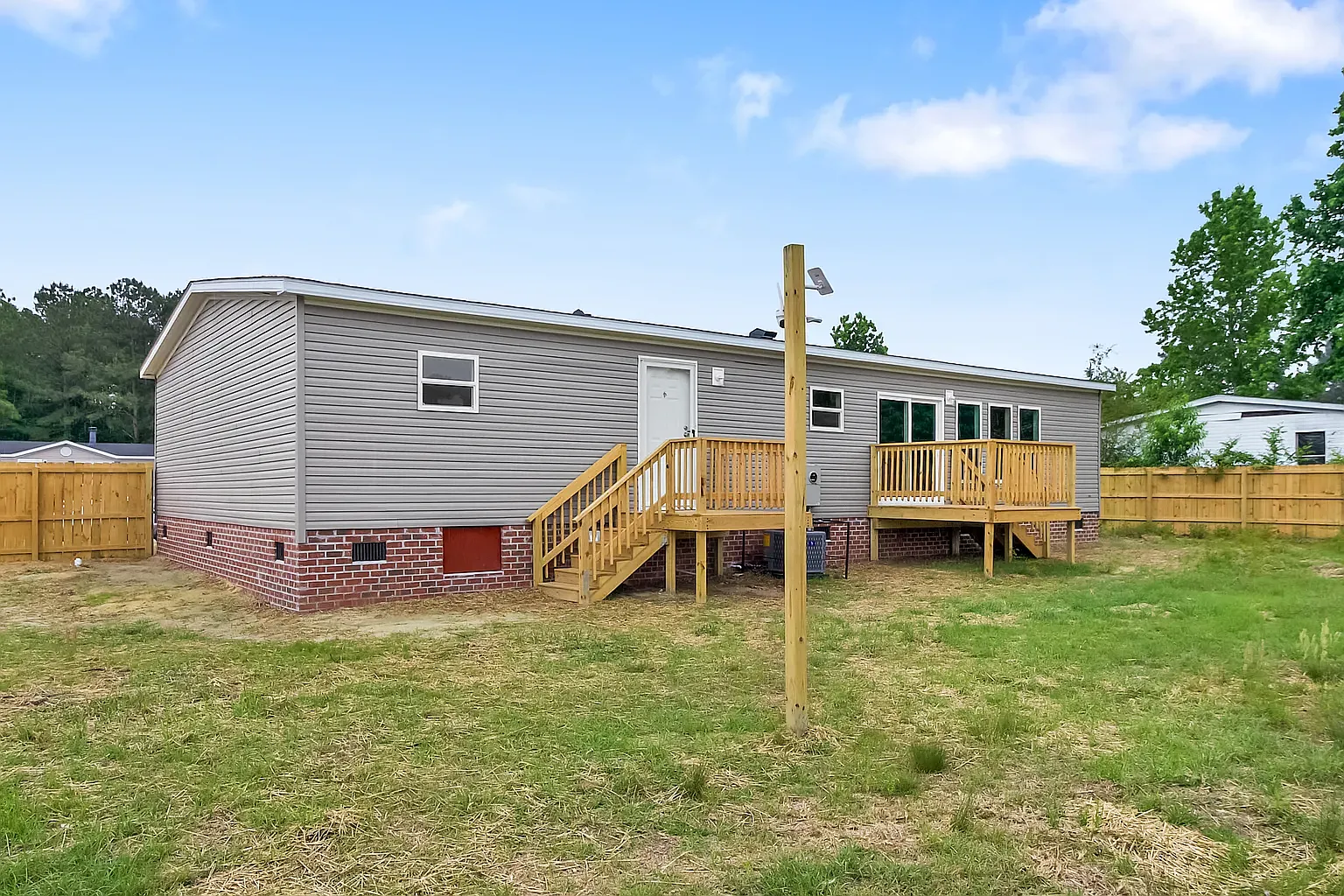3 bed, 1674 sqft, $1,600 — Photo 4