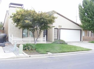 1941 S Royal Oaks Dr, Visalia, CA 93277