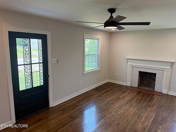 4th image of 854 Burroughs Rd