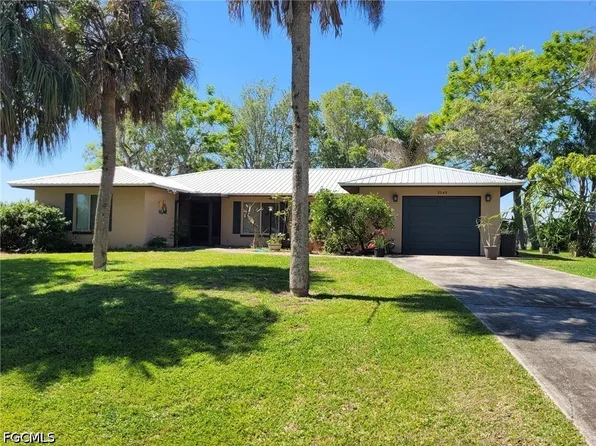 3145 Shell Ln, Labelle, FL 33935