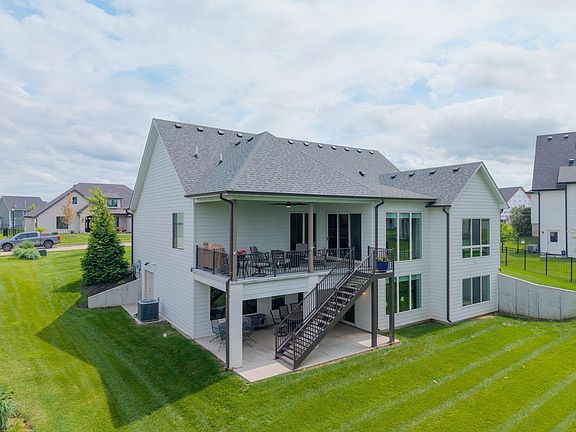 3rd image of 7337 Sella Ct