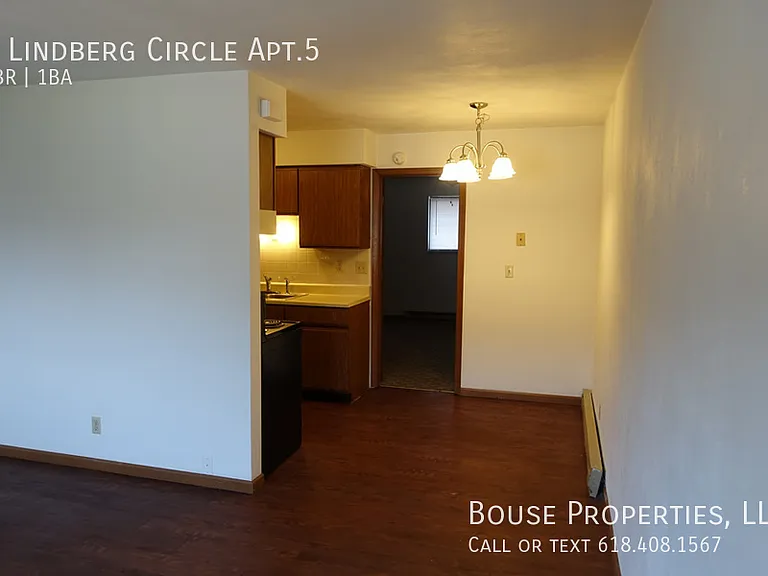 7 Lindbergh Cir #5 — Photo 5