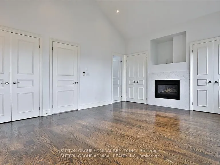 183 Douglas Ave — Photo 12