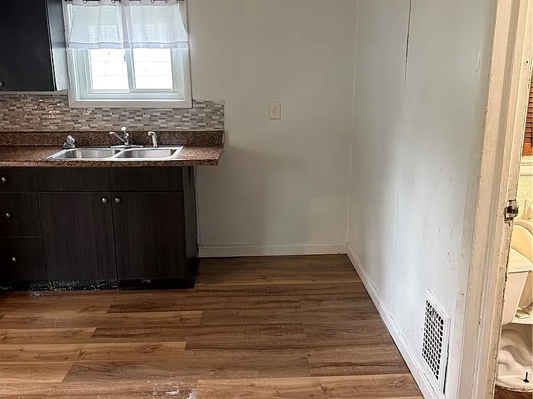 2209 Pierce Ave — Photo 13