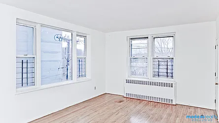 Rented by Moda Realty