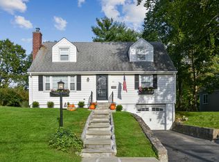 32 Tower Hill Dr, Port Chester, NY 10573