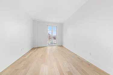 Rented by R New York