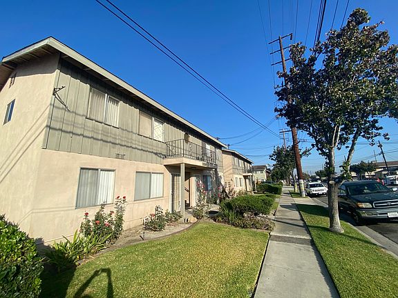 2nd image of 17049 Woodruff Ave