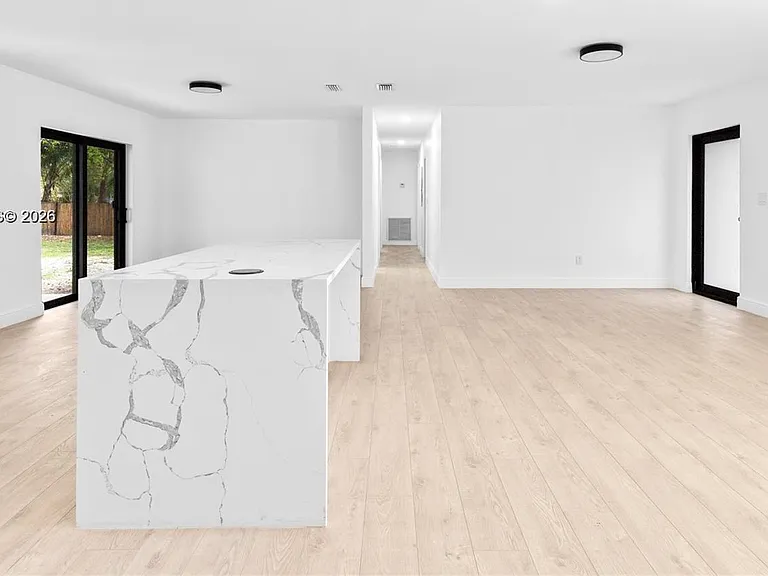 14171 SW 37th Ct — Photo 11
