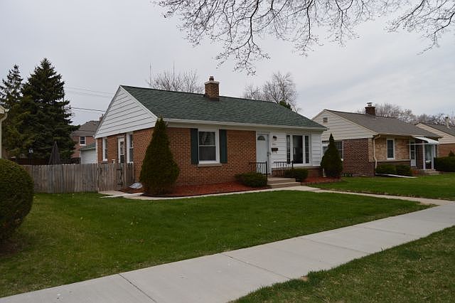 1st image of 4919 N Iroquois Ave