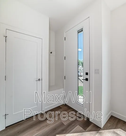 7724 105th Ave NW #MAIN — Photo 5