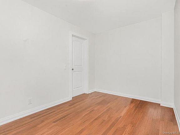 5th image of 3057 Williamsbridge Road