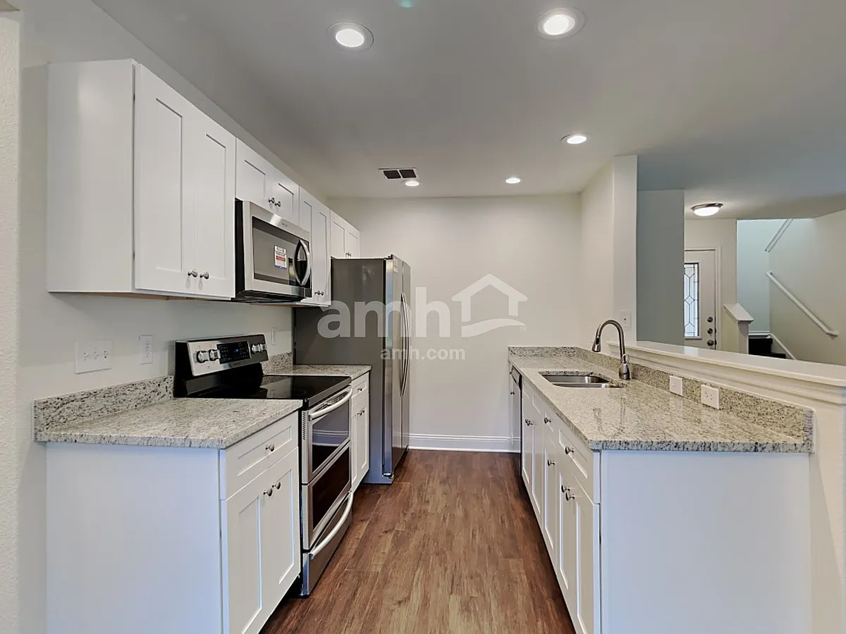 Building Photo - 10815 Canter Spur