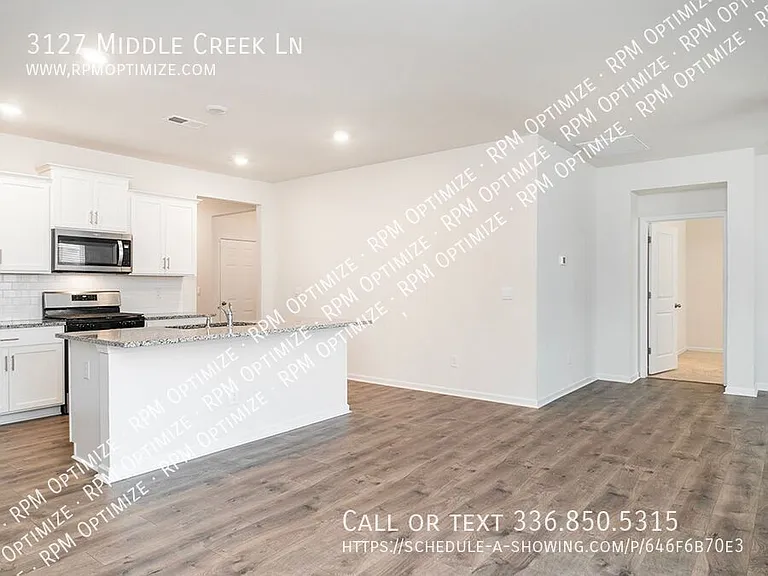 3127 Middle Creek Ln — Photo 18