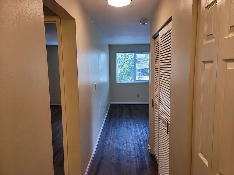445 SW 156th St — Photo 31
