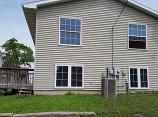 1105 15th Ave SW, Cedar Rapids, IA 52404