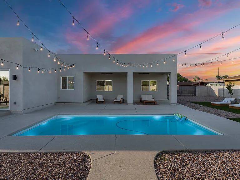5049 E Shaw Butte Dr — Photo 30