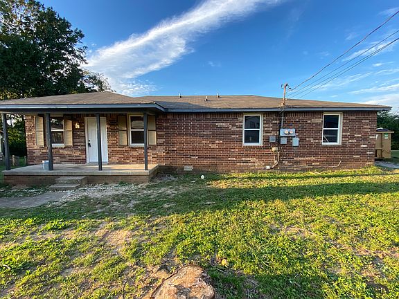 2nd image of 4116-4118 Hunting Dr #4116