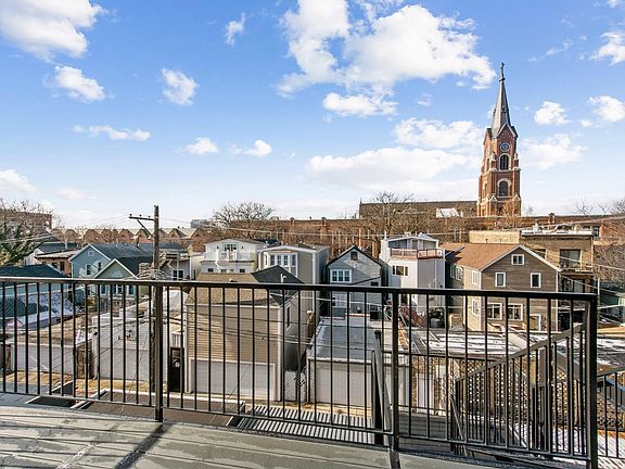 5th image of 1638 N Sedgwick St #2