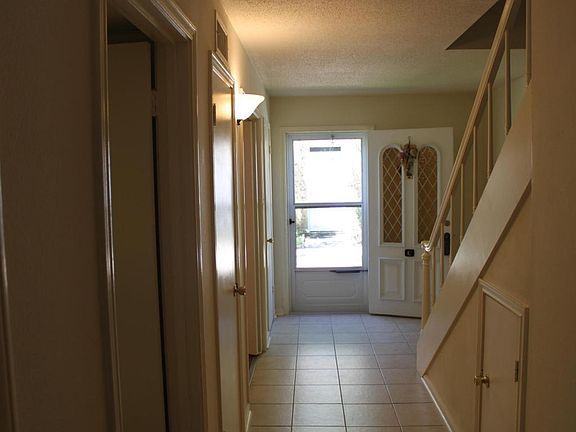 4th image of 1322 Dulles Dr APT C
