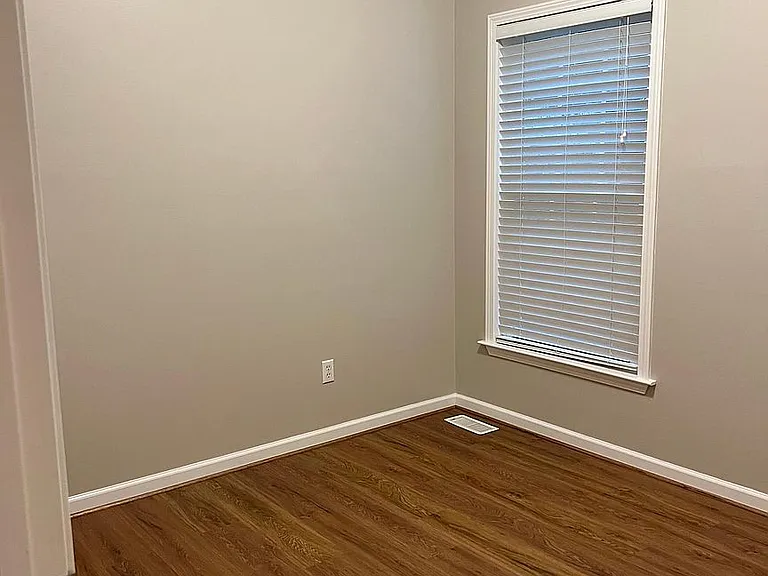 106B Berkley St — Photo 22