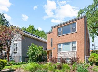 318 Custer Ave, Evanston, IL 60202