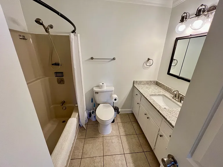 303 Telfair St — Photo 13