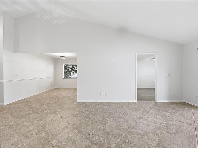 138 Pebble Shores Dr #201 — Photo 6