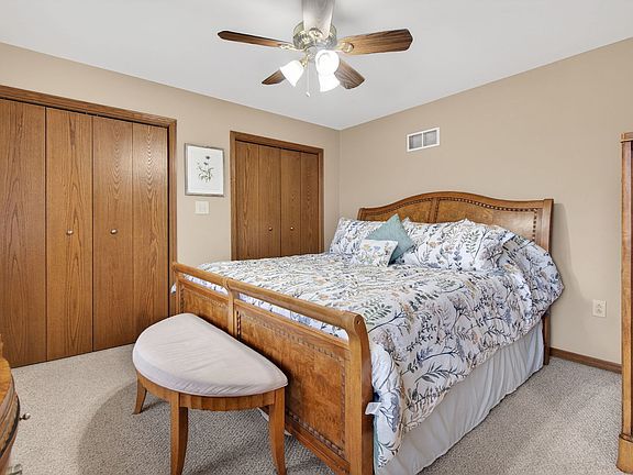 5th image of 2388 Indian Grass Rd