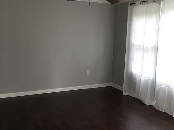 3rd image of 1522 Avenue B