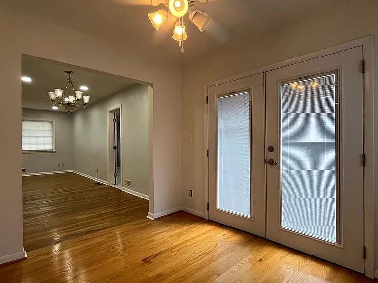 Susquehanna Dr — Photo 23