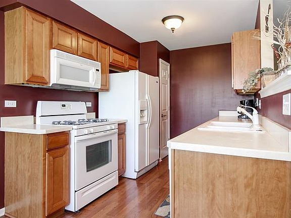 4th image of 24734 W George Washington Dr