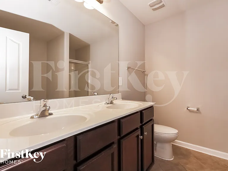 2025 Misty Rose Ln — Photo 13
