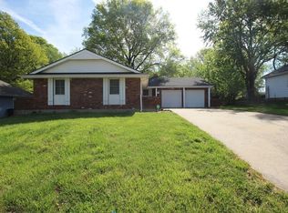 6201 Kentucky Ave, Raytown, MO 64133