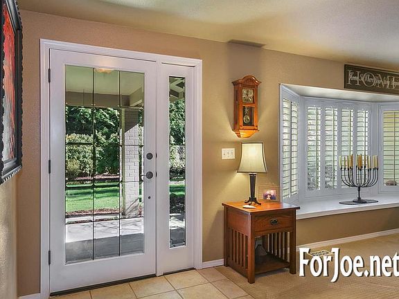 Entry Foyer