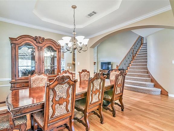 5th image of 104 Monticello Dr