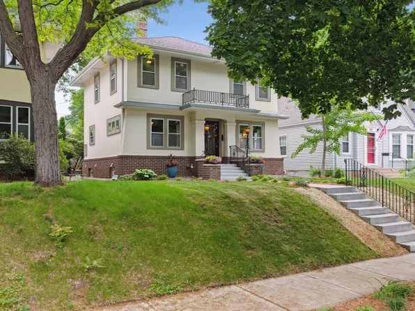 447 Thomas Ave S, Minneapolis, MN 55405