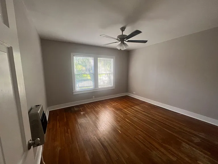 142 Avant Ave — Photo 16