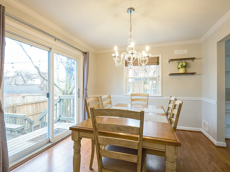 407 Russell Rd — Photo 15