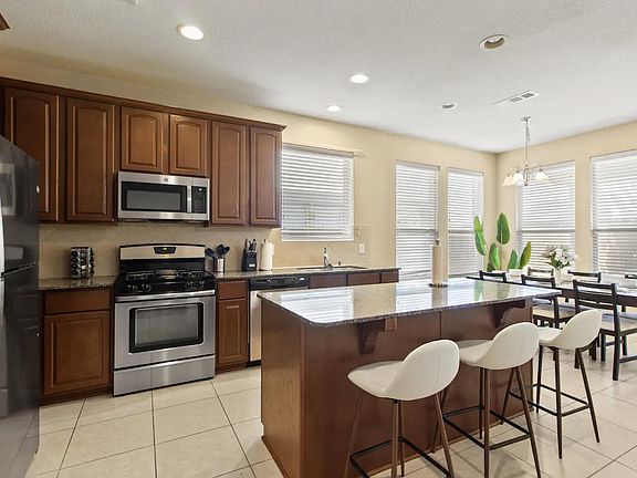 5th image of 10624 Matador Dr
